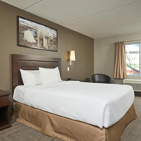 Canad Inns Destination Centre Club Regent Casino Hotel-2