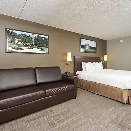 Canad Inns Destination Centre Club Regent Casino Hotel-3